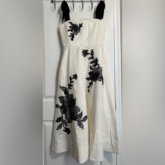 NWT Karen Millen Floral Lace Embroidered Strappy Midi Dress Yvory 6 US - Picture 2 of 9